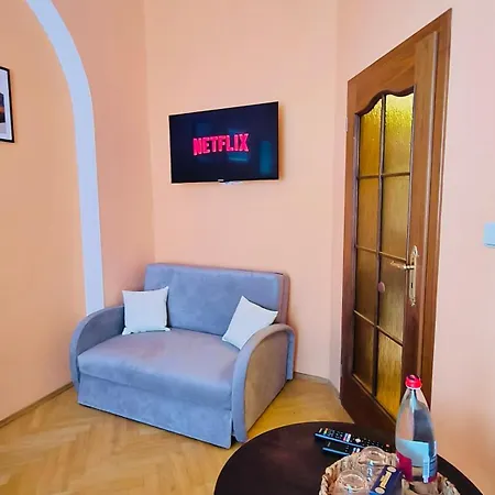Apartment In Old Town City Center Karlovy Vary Exterior photo